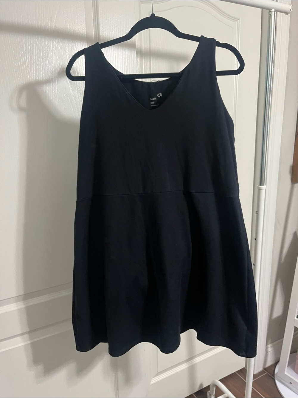GAP Black Sleeveless Athletic Dress
